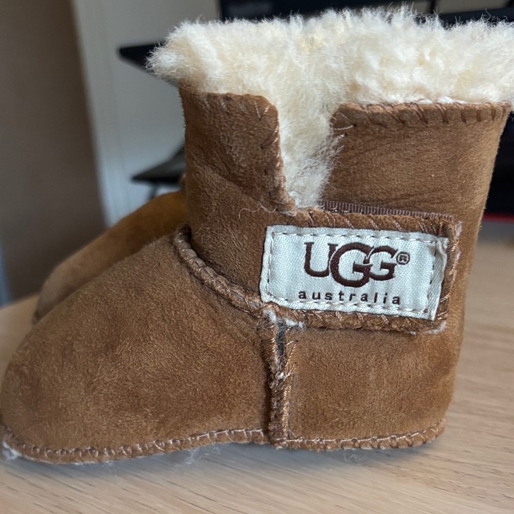UGG Chestnut Suede Infant Booties with Cream Sheepskin